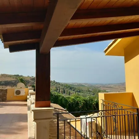 Casa Vacanze Monterosso Guest house Ravanusa